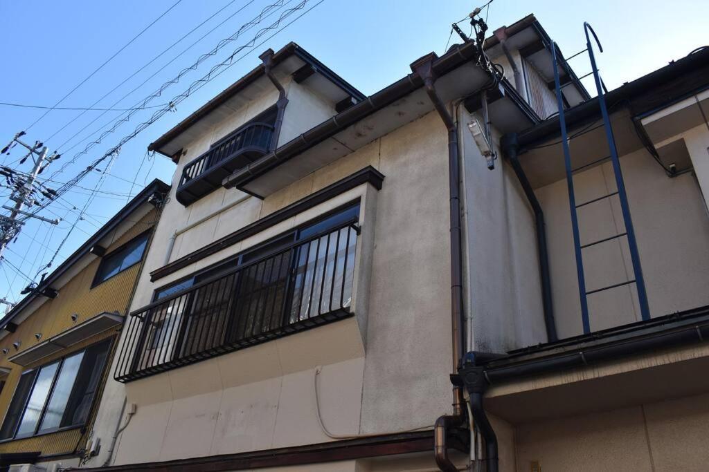 Cheaper For 6Th & 7Th Guest 市街地中心部 一棟貸しの宿 Guest House Don'S Home Takayama  Exterior photo